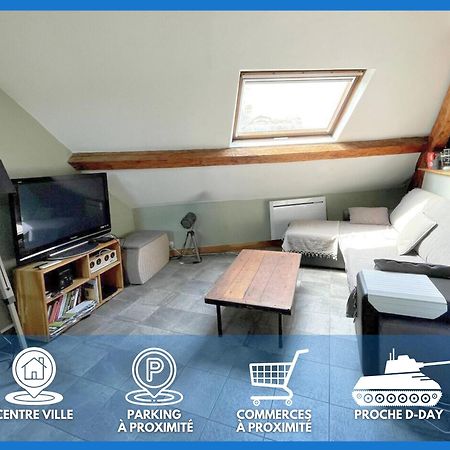 Les Combles De L Aure Grand Studio Cosy Confortable Classe 3 Etoiles Centre Bayeux 2 Mn A Pied Cathedrale Proche Plages Du Debarquement Экстерьер фото