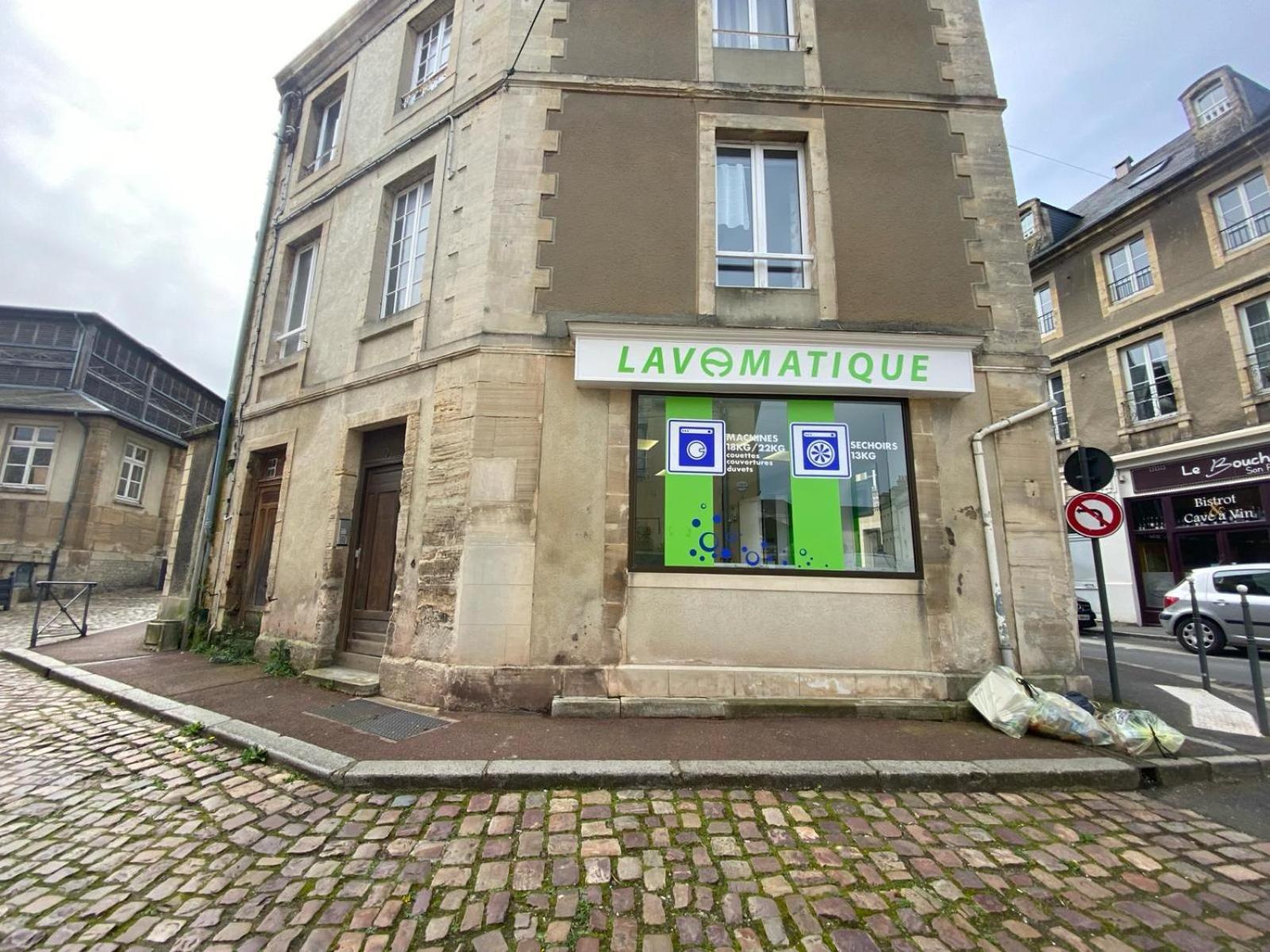 Les Combles De L Aure Grand Studio Cosy Confortable Classe 3 Etoiles Centre Bayeux 2 Mn A Pied Cathedrale Proche Plages Du Debarquement Экстерьер фото