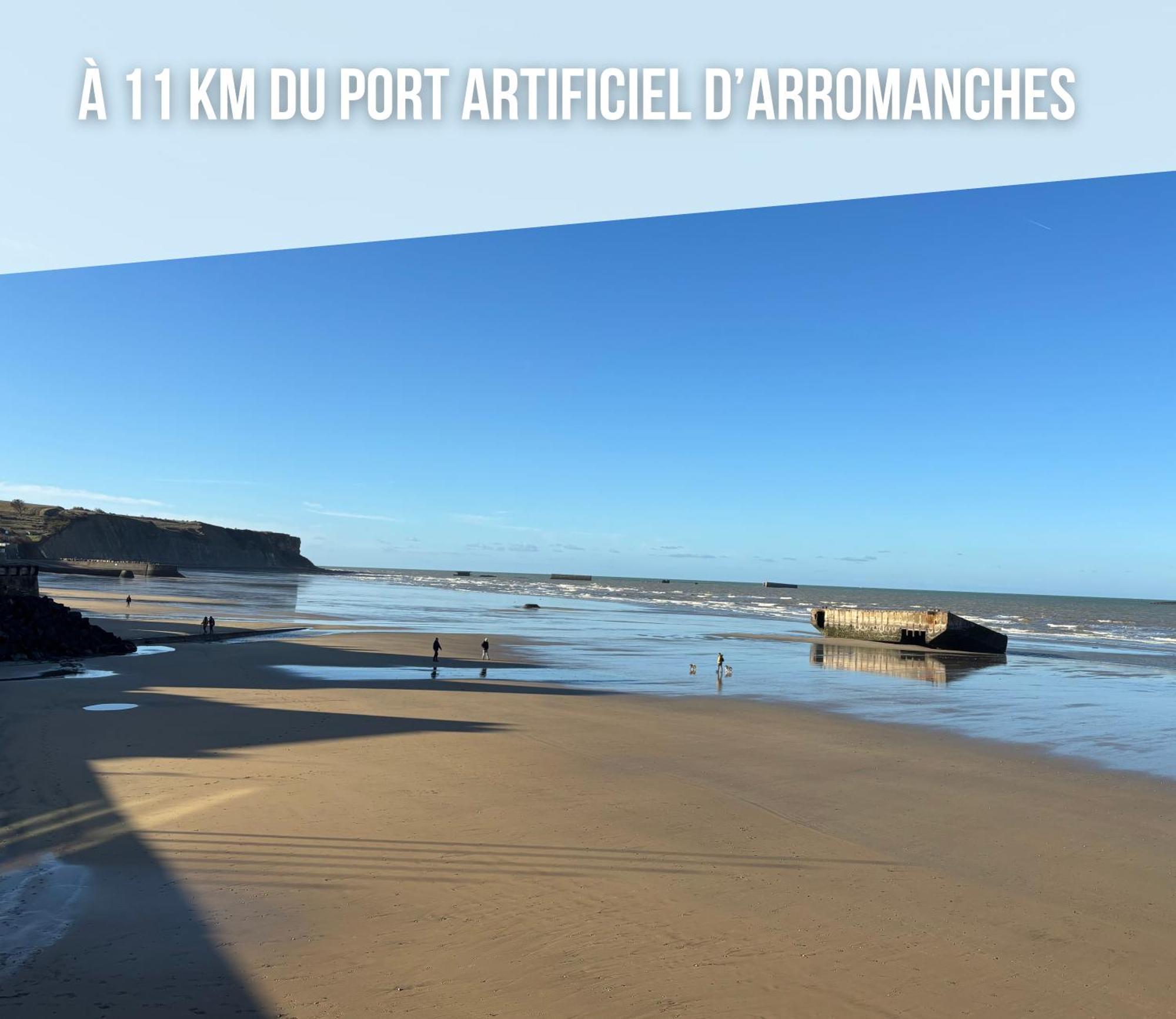 Les Combles De L Aure Grand Studio Cosy Confortable Classe 3 Etoiles Centre Bayeux 2 Mn A Pied Cathedrale Proche Plages Du Debarquement Экстерьер фото